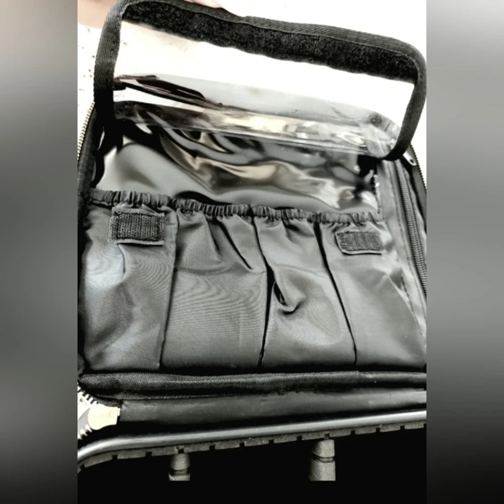 LACATTURA Croc-Embossed Multipurpose Makeup Bag NWOT - Picture 7 of 12